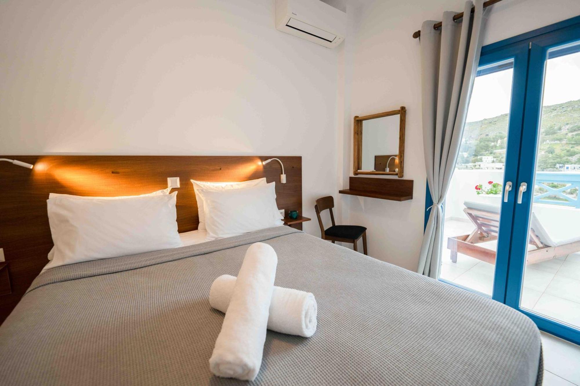 Heliades Suites Panteli Luaran gambar