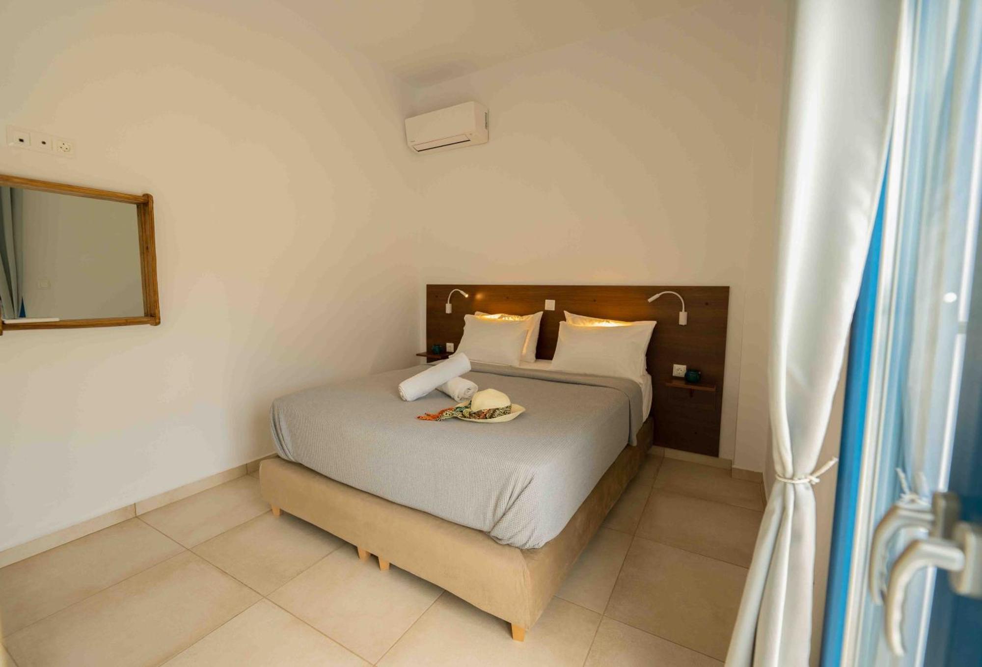 Heliades Suites Panteli Luaran gambar